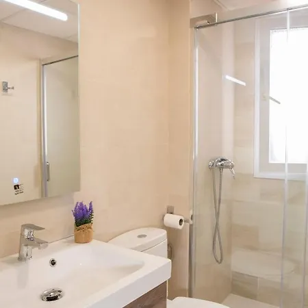 公寓 Puerto Deportivo 埃斯特波纳