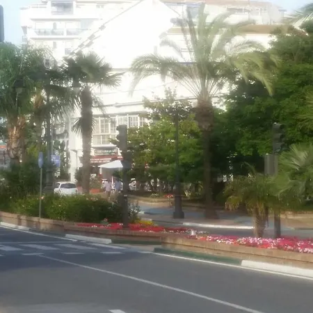 Puerto Deportivo Апартаменты Эстепона