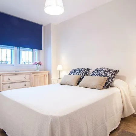 公寓 Puerto Deportivo 埃斯特波纳