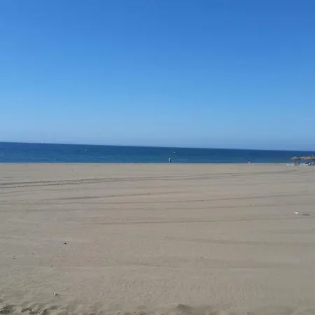 Puerto Deportivo * אסטפונה