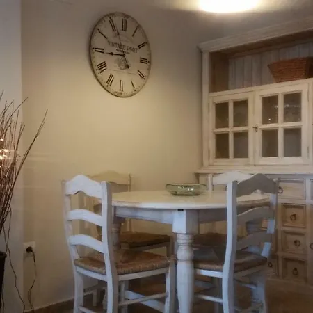 Puerto Deportivo אסטפונה