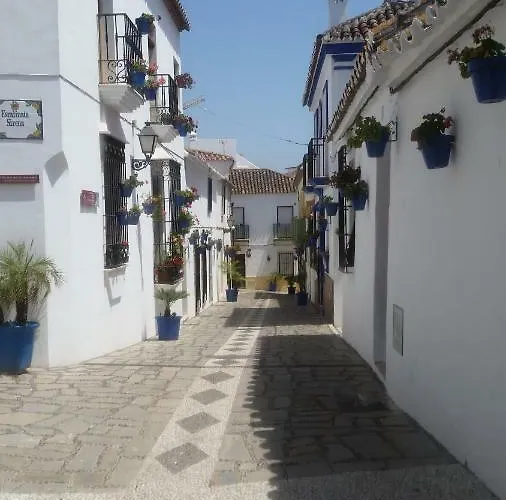 Puerto Deportivo 公寓 埃斯特波纳